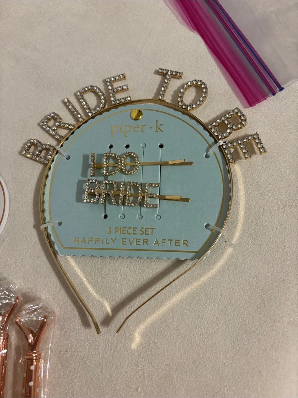 Bridal shower fun! Headband set with rhinestones, 7 sets paper/diamond set pen.